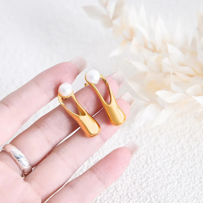 Pearl Drop Earrings